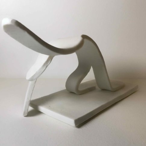 cat-trochu-ceramic-rennes-bretagne-sculpture-génuflexion 0